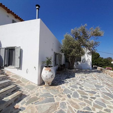 Villa Simantiri Pombia Exterior foto