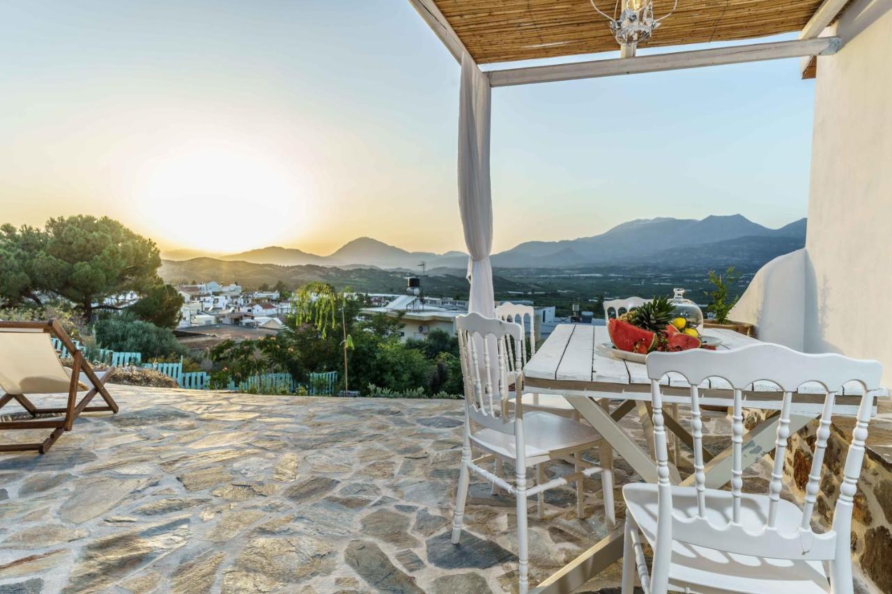 Villa Simantiri Pombia Exterior foto