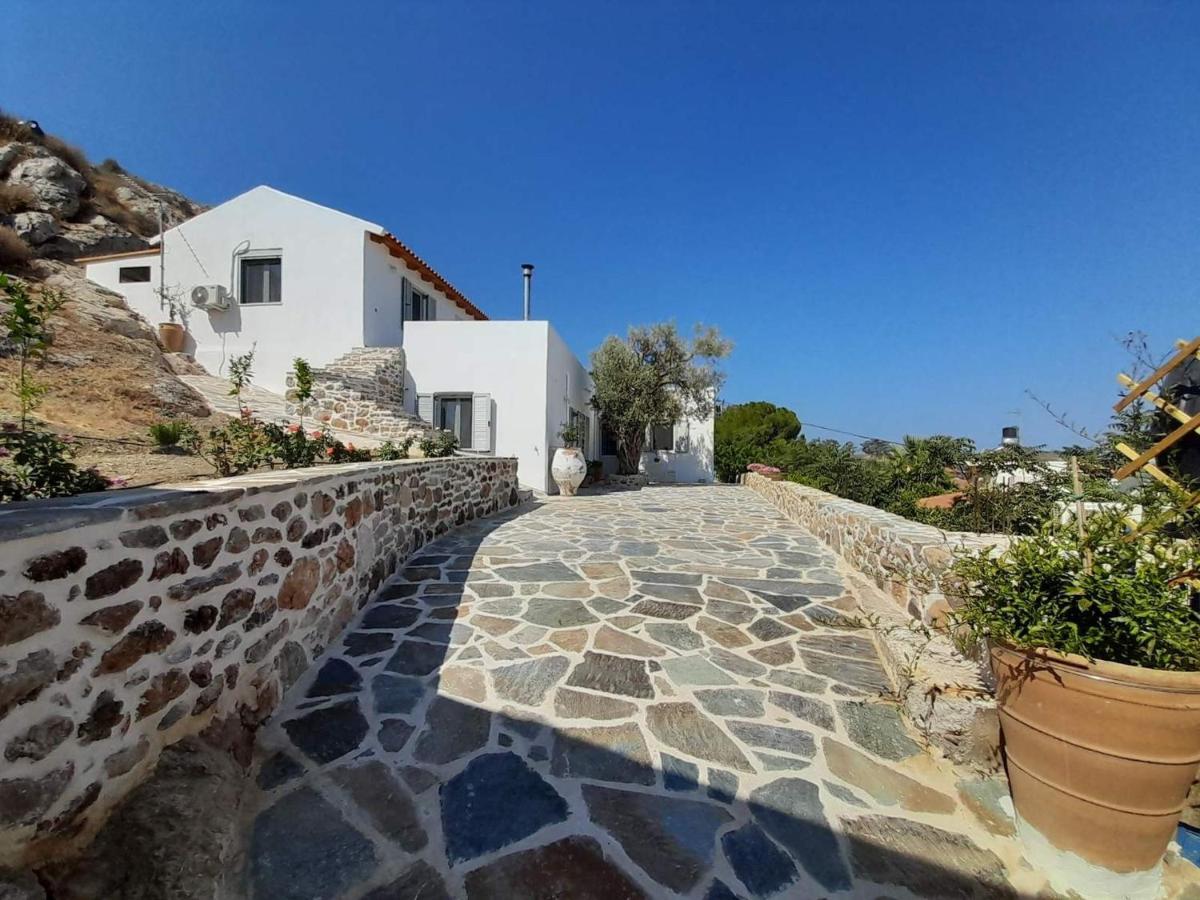 Villa Simantiri Pombia Exterior foto